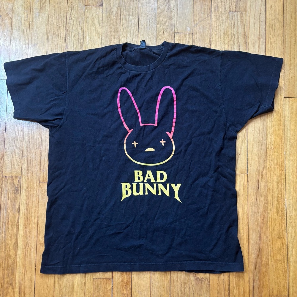 Bad Bunny Black Graphic Tee XL Short Sleeve Shirt Cotton
